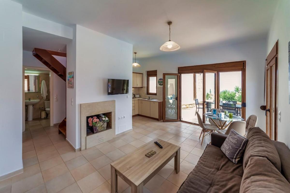 Karena Seaview Villa Йерані Екстер'єр фото