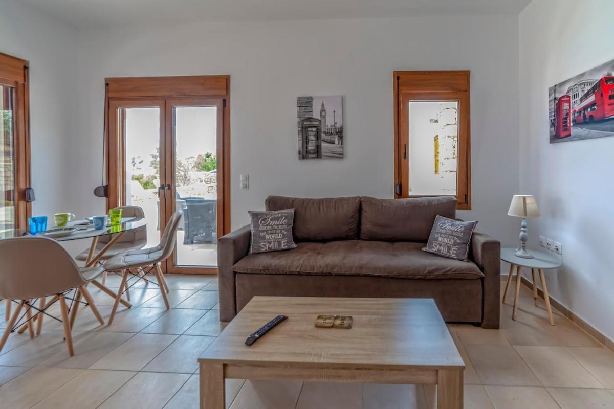 Karena Seaview Villa Йерані Екстер'єр фото