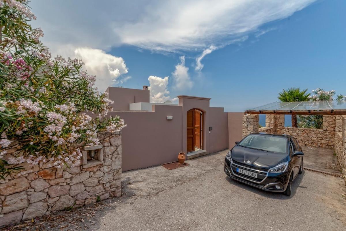 Karena Seaview Villa Йерані Екстер'єр фото