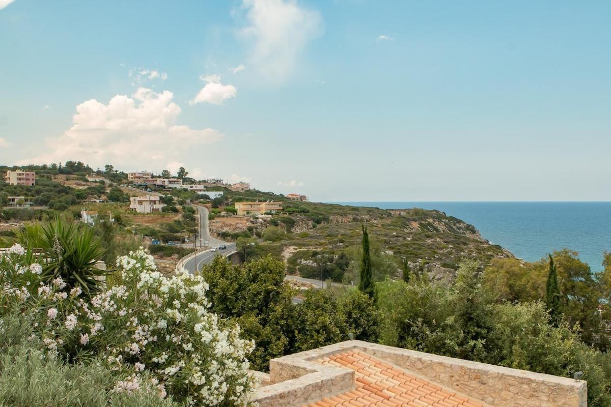 Karena Seaview Villa Йерані Екстер'єр фото