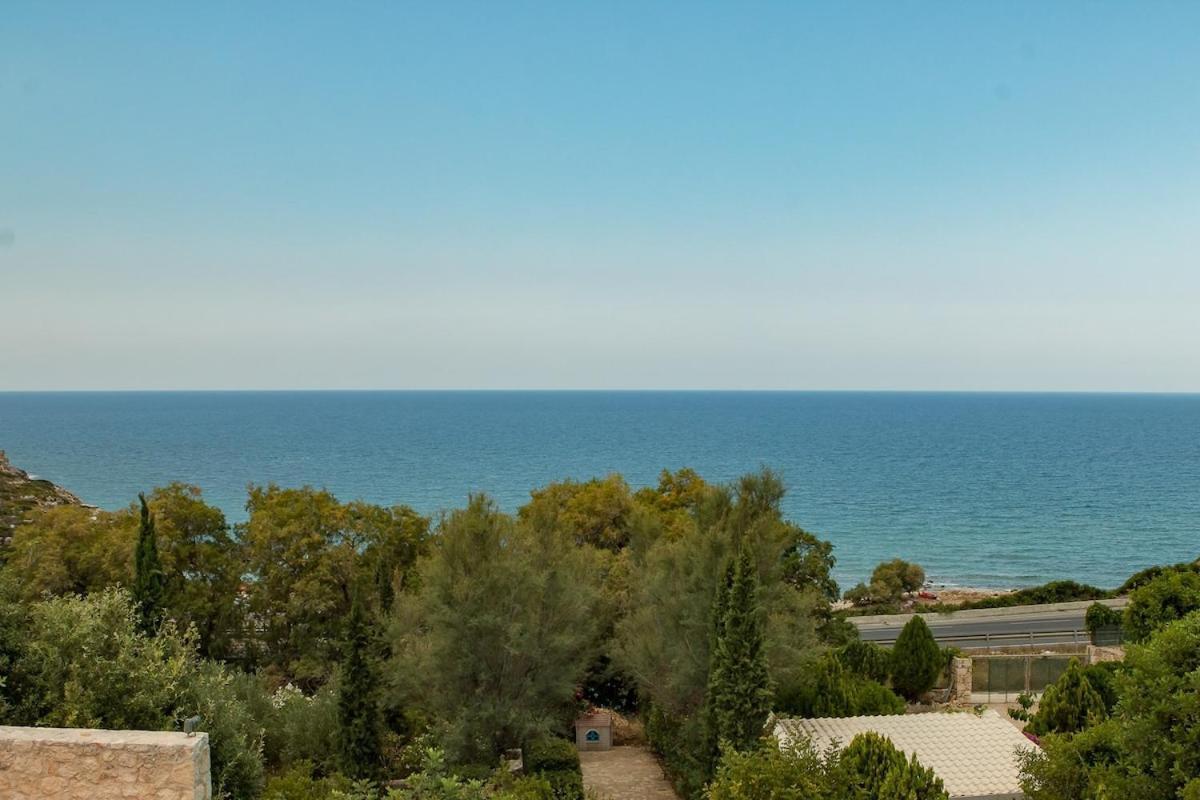 Karena Seaview Villa Йерані Екстер'єр фото