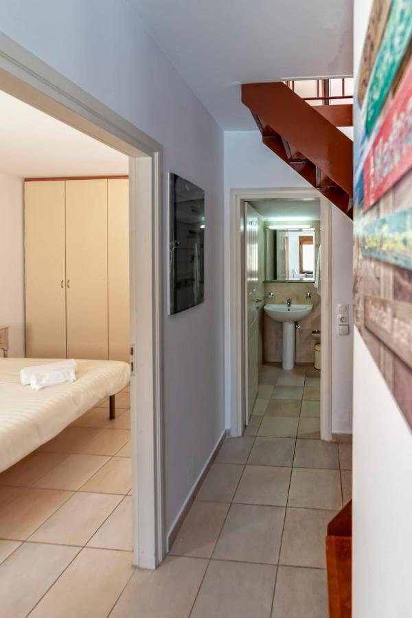 Karena Seaview Villa Йерані Екстер'єр фото
