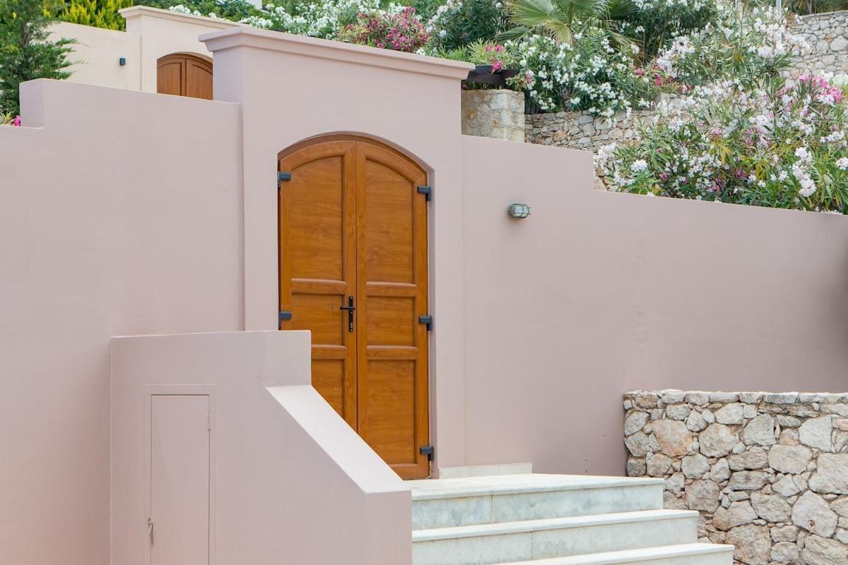 Karena Seaview Villa Йерані Екстер'єр фото